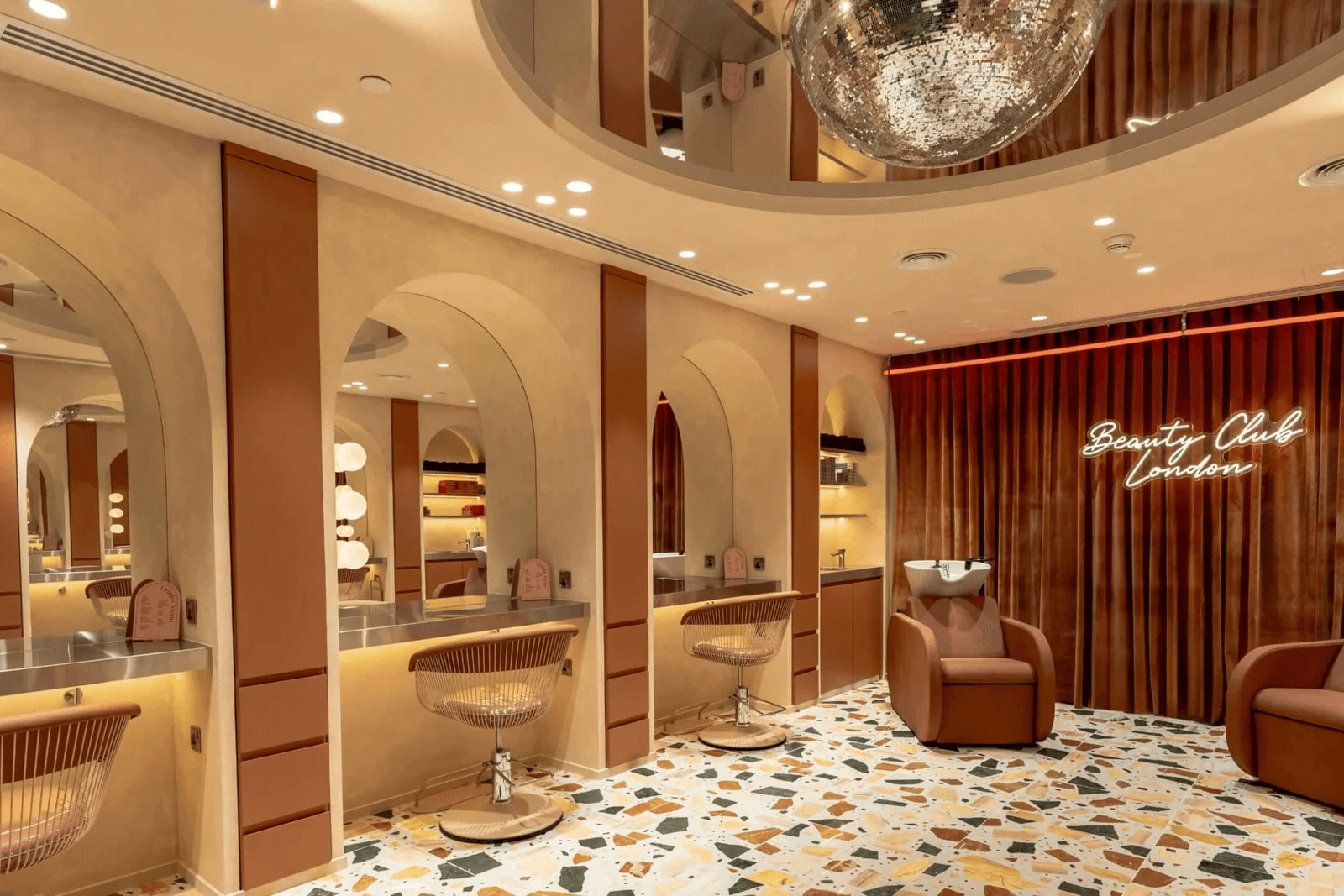 Beauty Club London Opens in Dubai